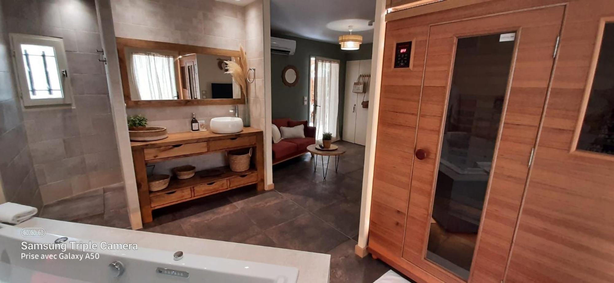 Le Mas Aux Amoureux , Suite Romantique Et Spa Le Barcarès Buitenkant foto
